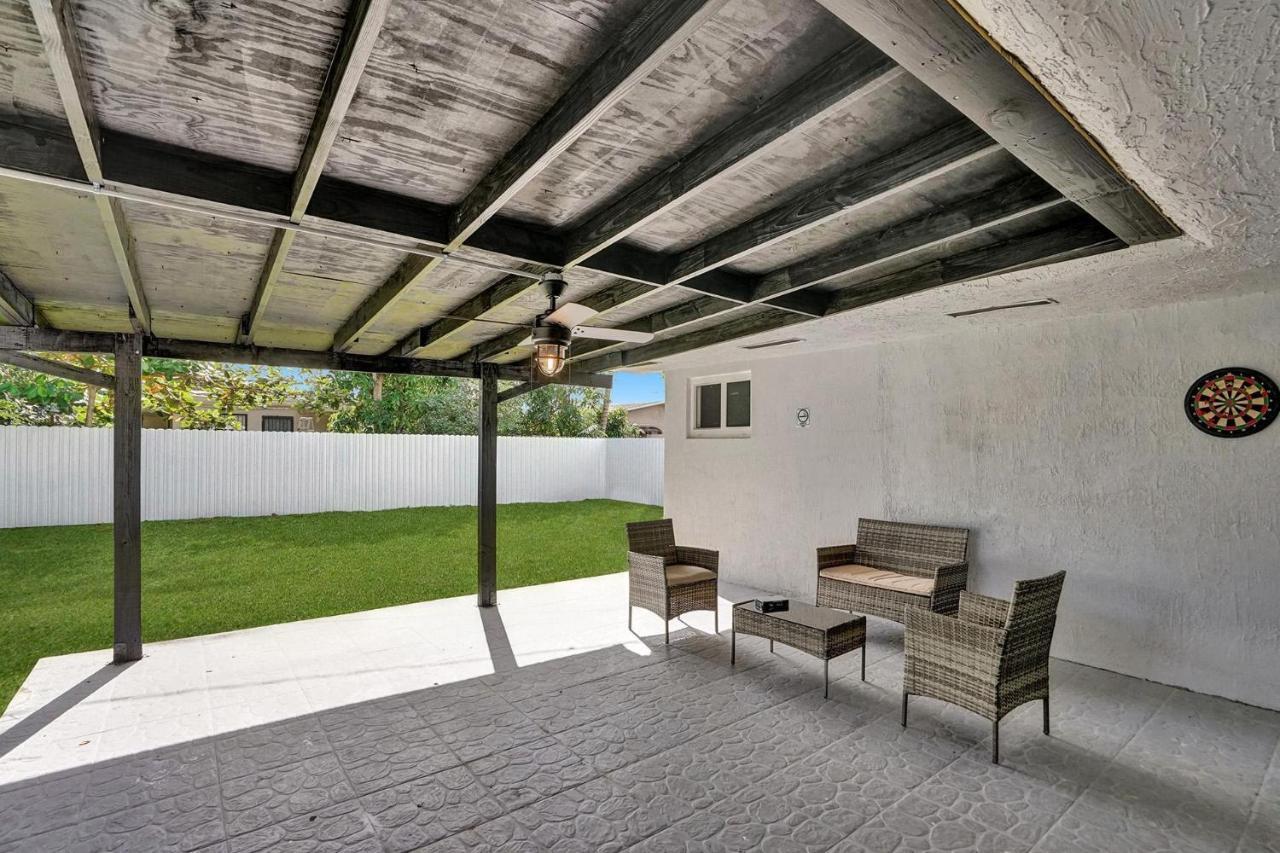 Cryptocabana Miami Kültér fotó