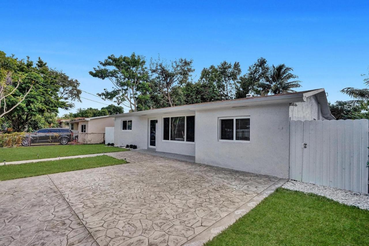 Cryptocabana Miami Kültér fotó